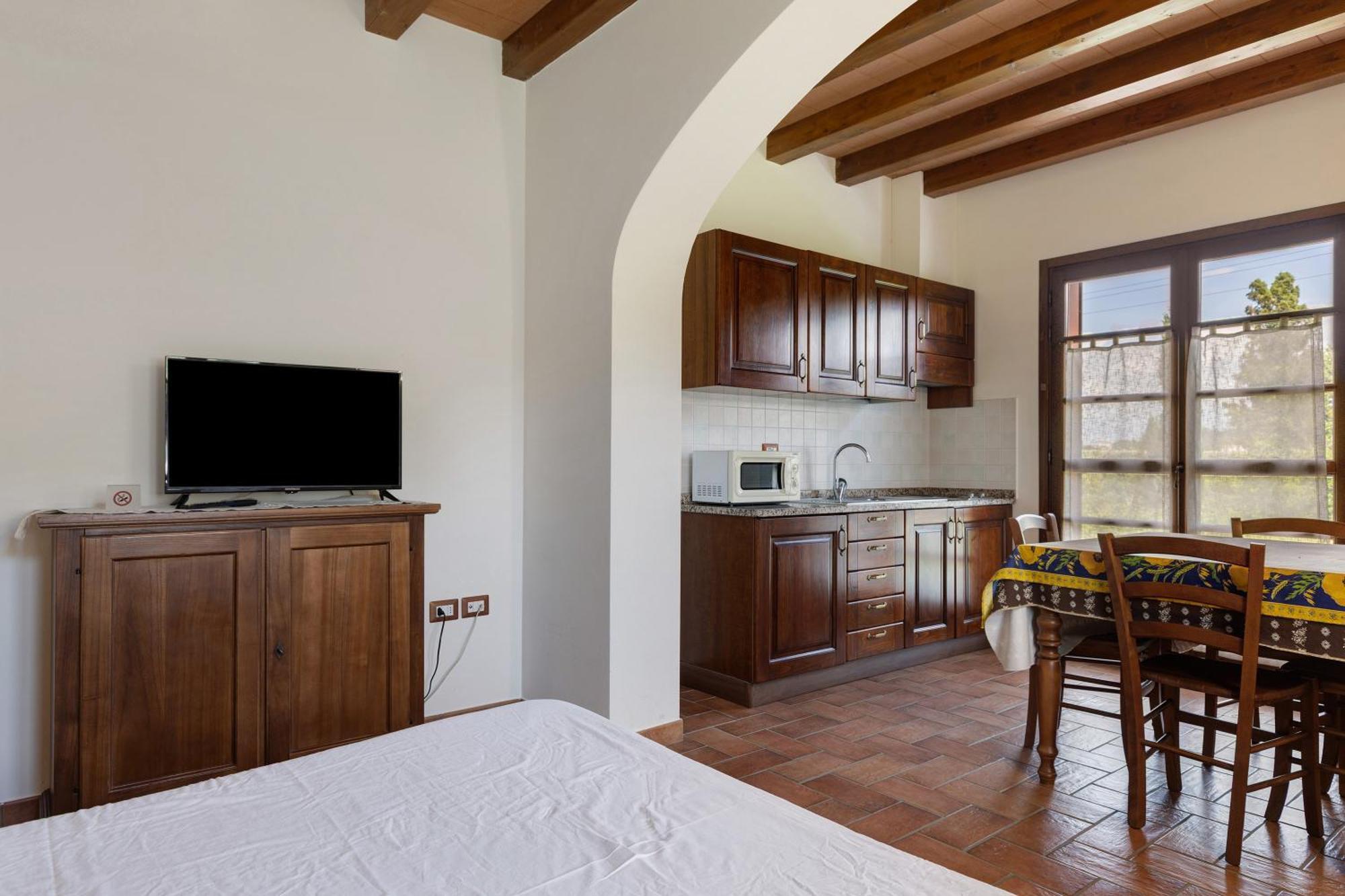 La Bettola Tavern Rooms Restaurant Montopoli in Val d'Arno Eksteriør billede